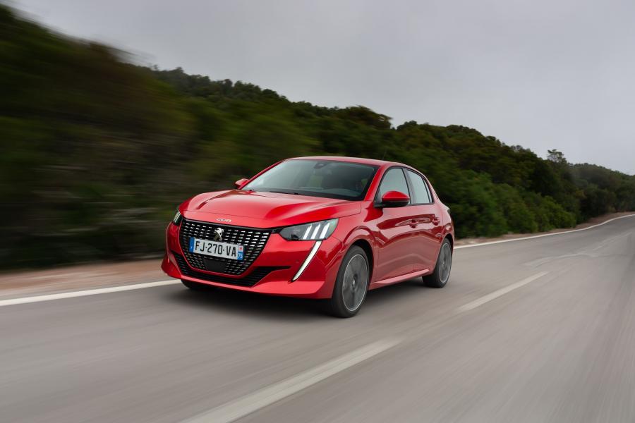  Peugeot 208 2019 года  (WW) (фото 31 из 41)